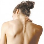 upper back pain between shoulder blades and neck